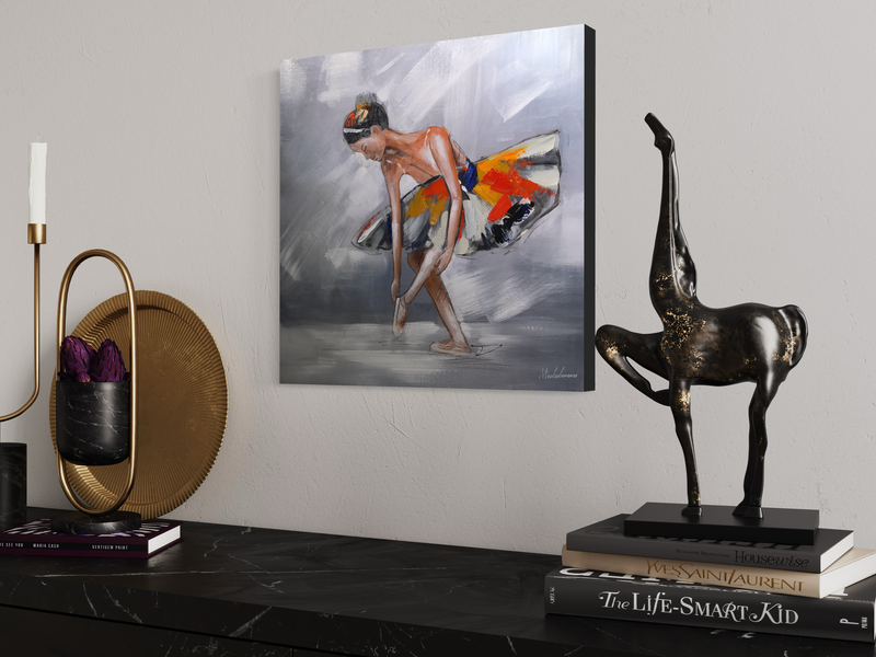 Een schilderij met een ballerina